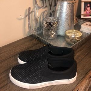 Seven 7 slip in sneakers